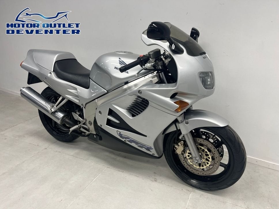 Leuke HONDA VFR 750 F VFR750  (bj 1996), Motoren, HONDA, 4 cilinders, Motorrijbewijs A, Bedrijf