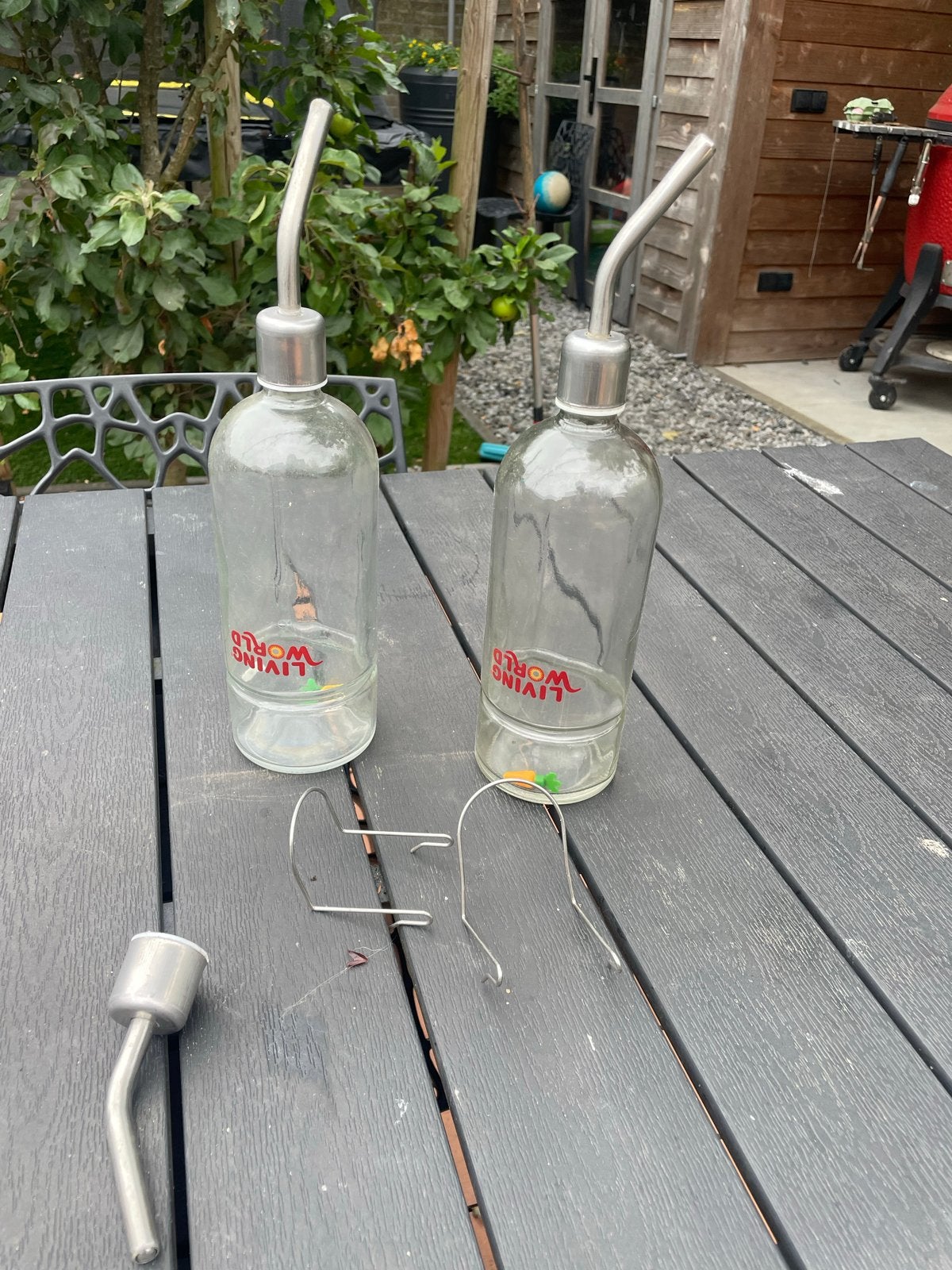 2 glazen drinkflessen voor konijnen, Dieren en Toebehoren, Ophalen of Verzenden, Gebruikt, Overige typen
