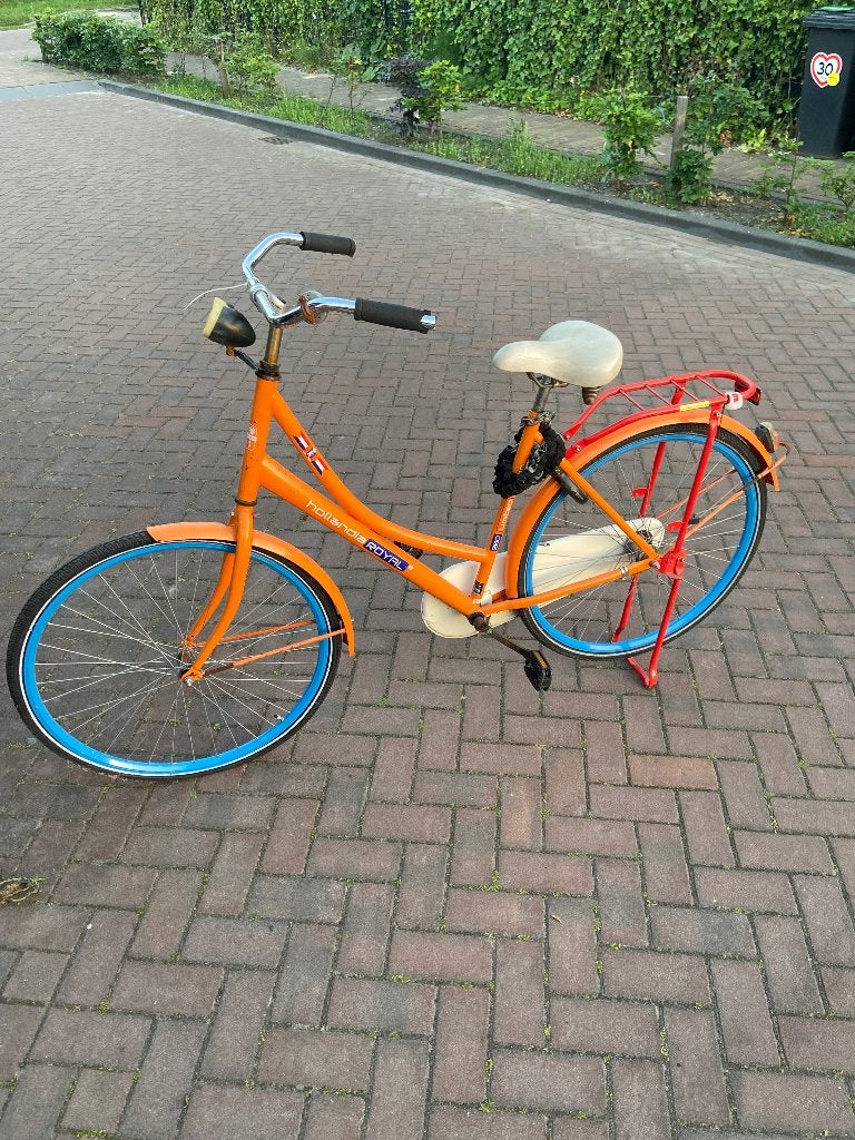 Oranje fiets, Fietsen en Brommers, Fietsen | Dames | Damesfietsen, Gebruikt, Overige merken, Terugtraprem, Ophalen