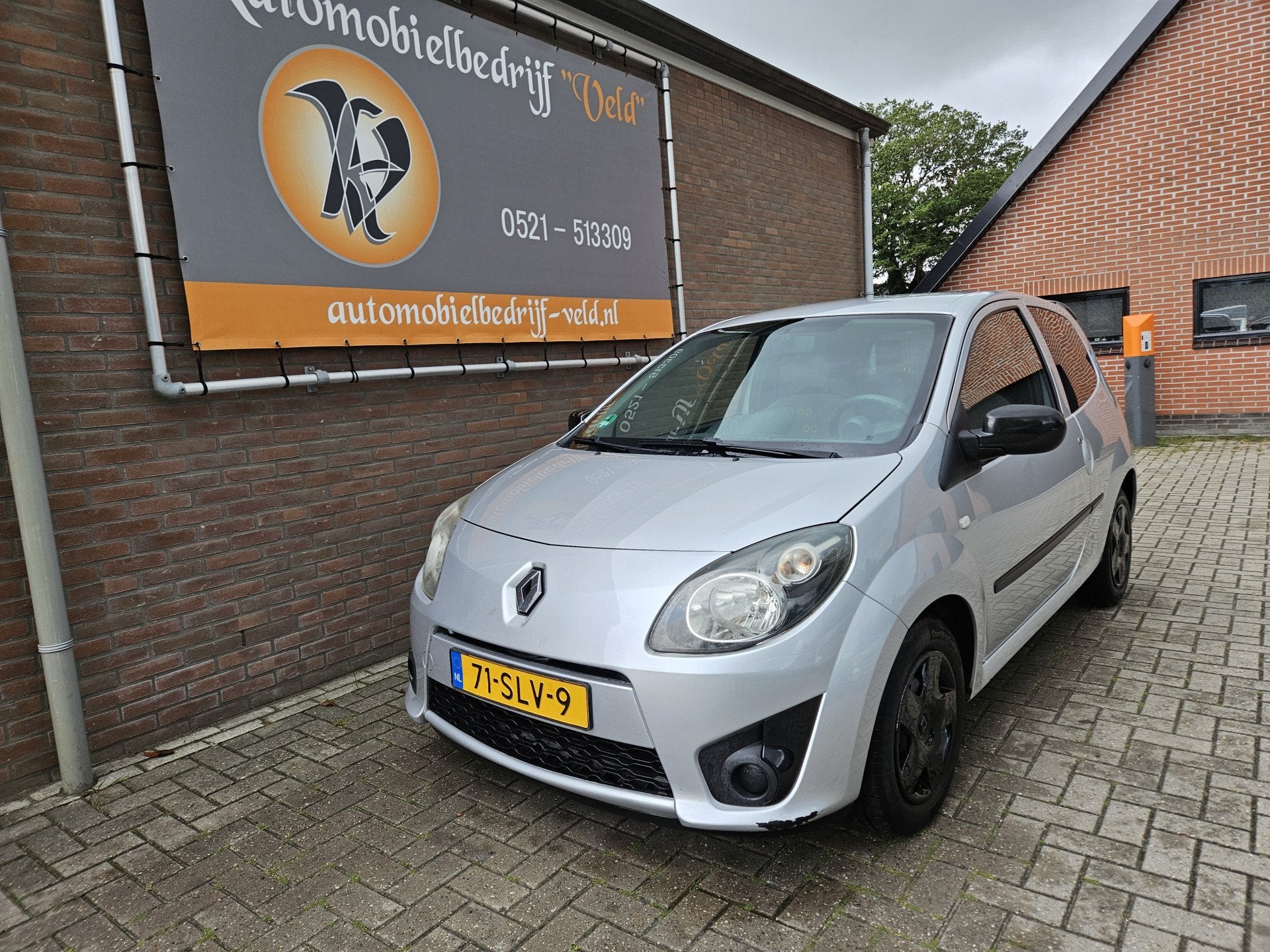 Renault Twingo 1.2-16V Collection (bj 2011), Auto's, Gebruikt, 4 cilinders, 4 stoelen, Verwarmde buitenspiegels