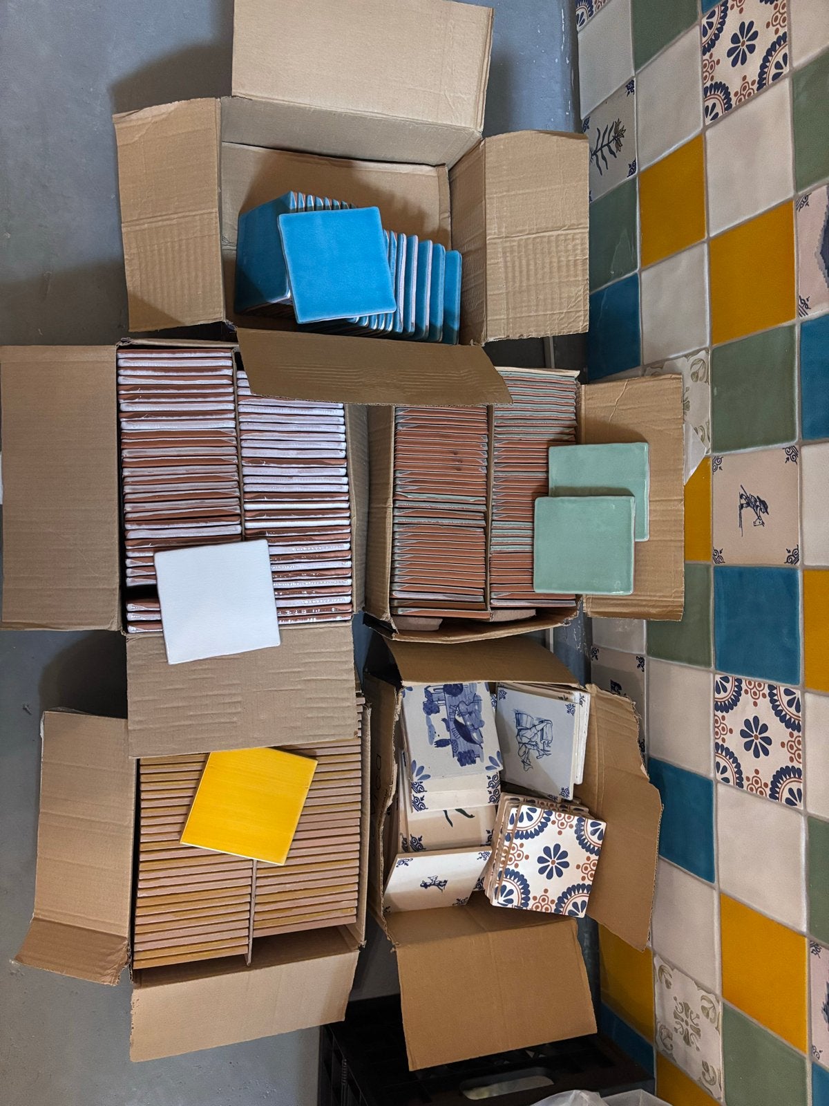 Cevica Spaanse tegels 13x13 - Blauw, geel, wit, groen, Ophalen, Nieuw, Minder dan 20 cm, 10 m² of meer