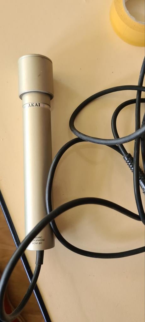 Akai ADM 80 Dynamische Microfoon, Ophalen of Verzenden, Gebruikt