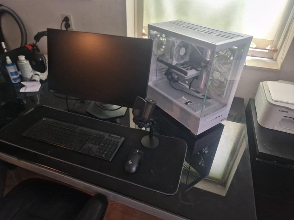 Game Pc Compleet 7800x3d , 4070 Super , 500hz, 32gb 7600mhz, Computers en Software, Desktop Pc's, Ophalen of Verzenden, Zo goed als nieuw