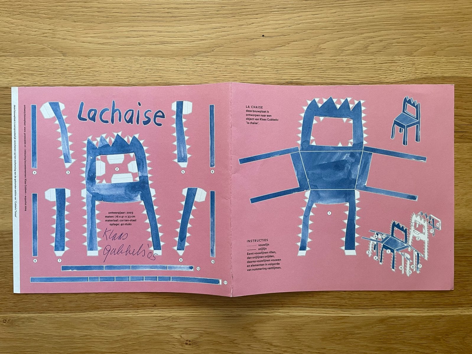 Klaas Gubbels - Kartonnen bouwplaat 'La Chaise' gesigneerd, Ophalen of Verzenden, Zo goed als nieuw, Overige onderwerpen