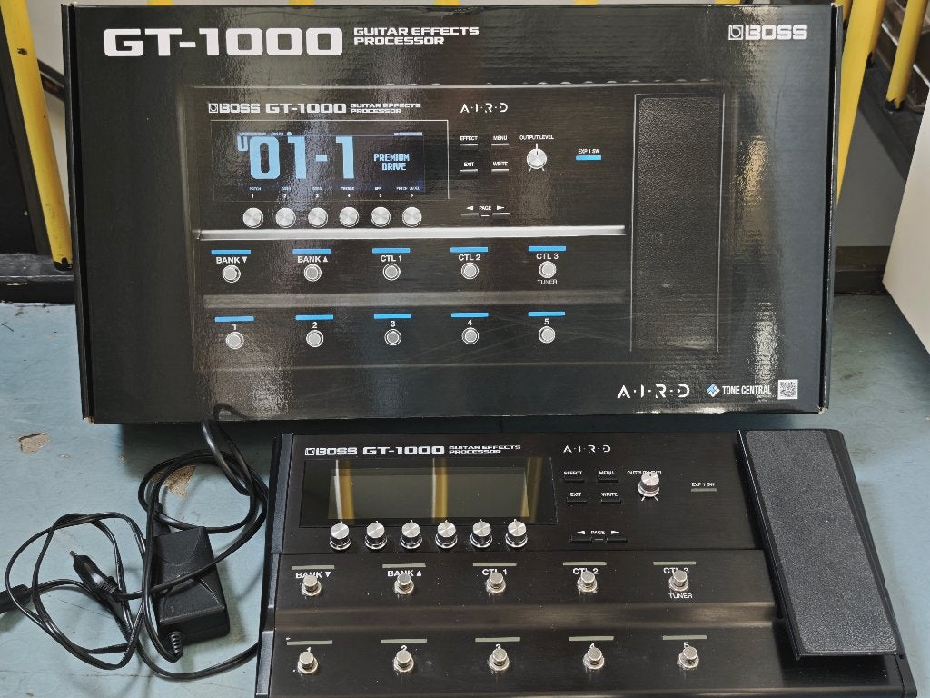 Boss GT-1000 Gitaar Effectprocessor, Ophalen, Zo goed als nieuw, Multi-effect