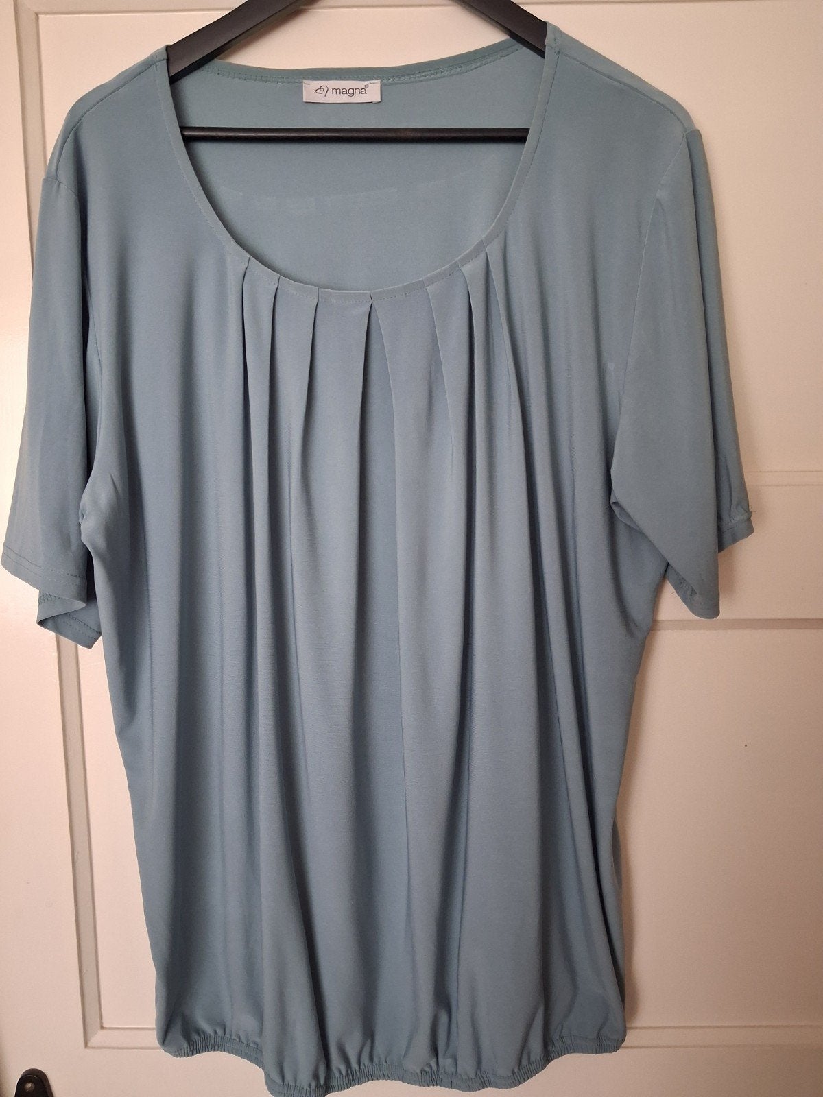 Magna tops, Kleding | Dames, Zwart, Shirt of Top, Ophalen of Verzenden, Magna