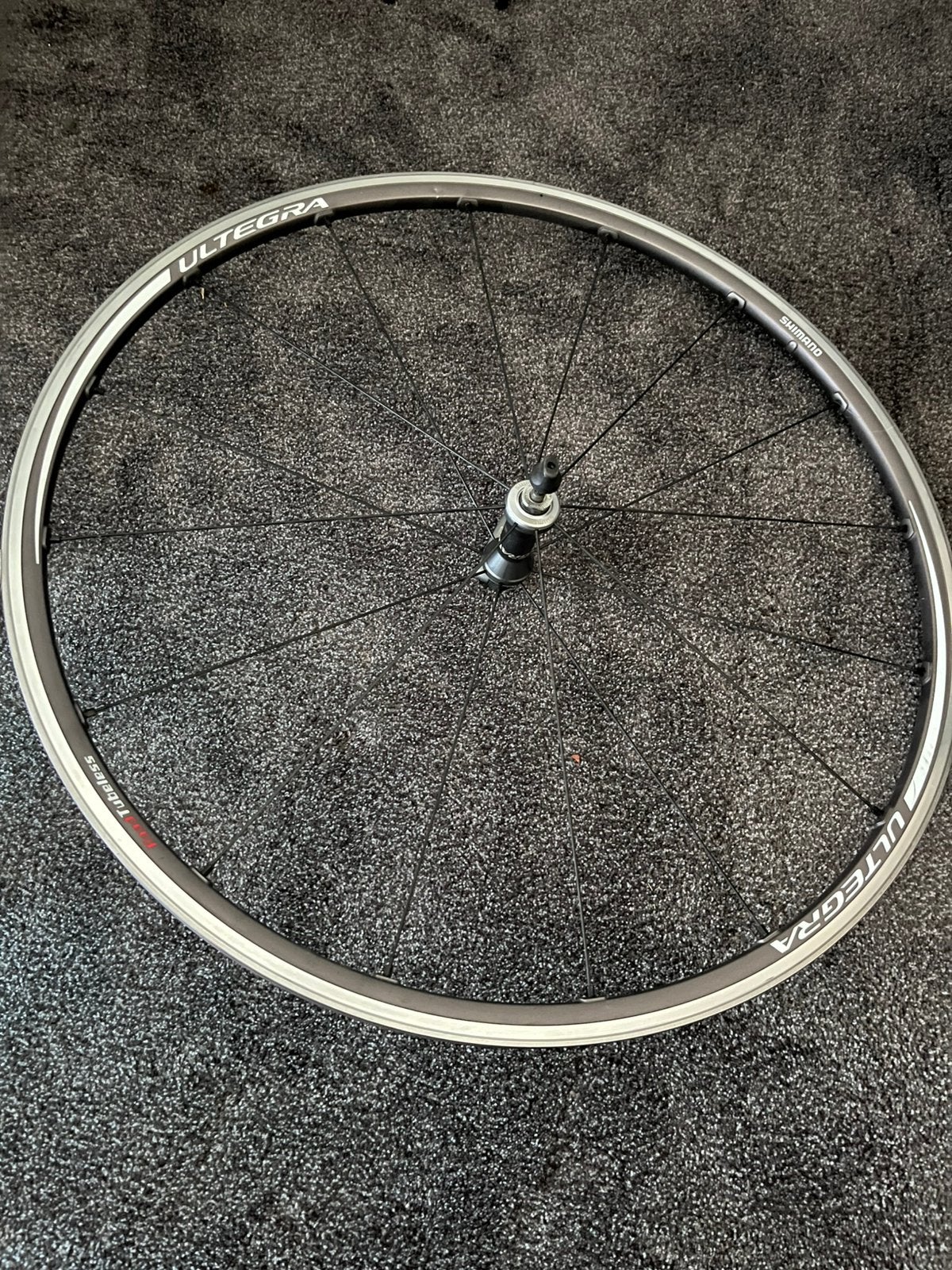 Ultegra voorwiel racefiets, Fietsen en Brommers, Fietsonderdelen, Ophalen, Zo goed als nieuw, Racefiets