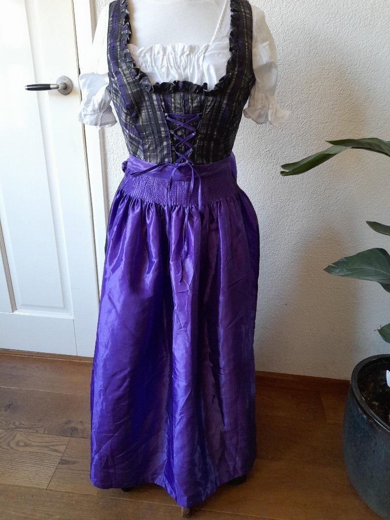 Verkleedkleren: mooie lange Dirndl mt 36 met schort, Kleding | Dames, Ophalen of Verzenden, Kleding, Maat 36 (S), Overige thema's