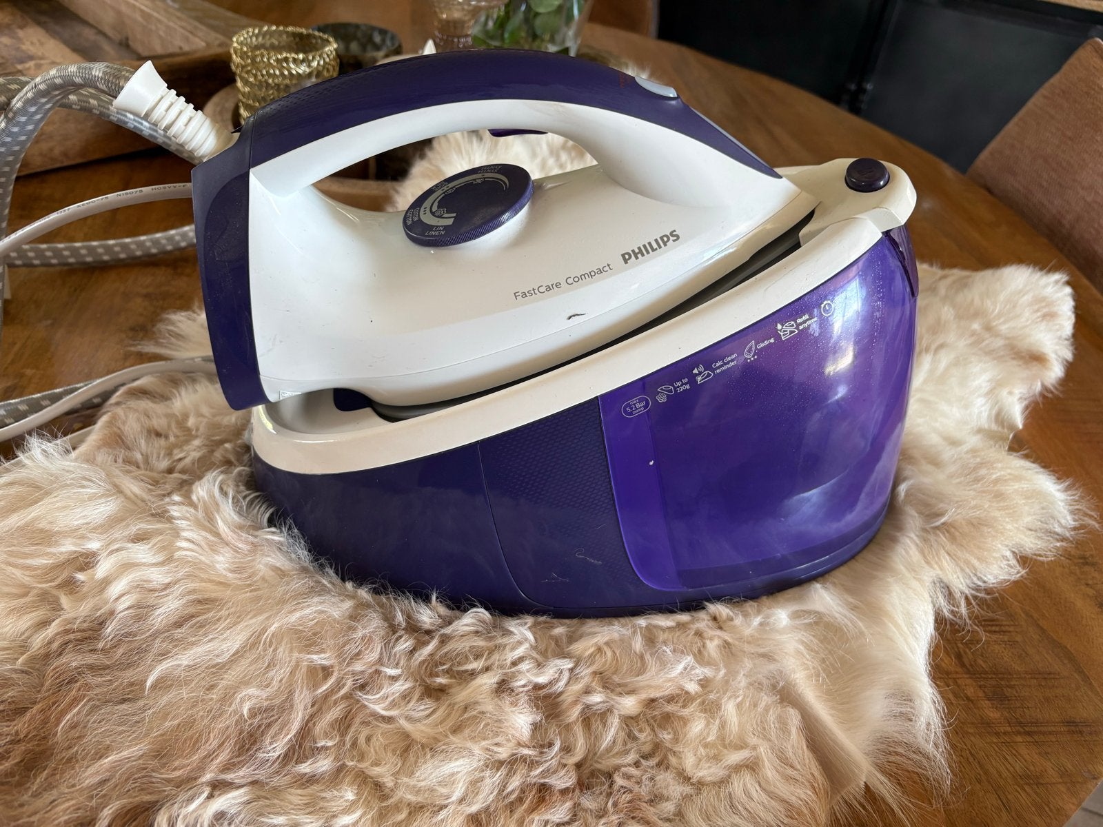 Philips FastCare Compact stoomstrijkijzer 1.3L, Ophalen, Gebruikt, Strijkijzer met snoer