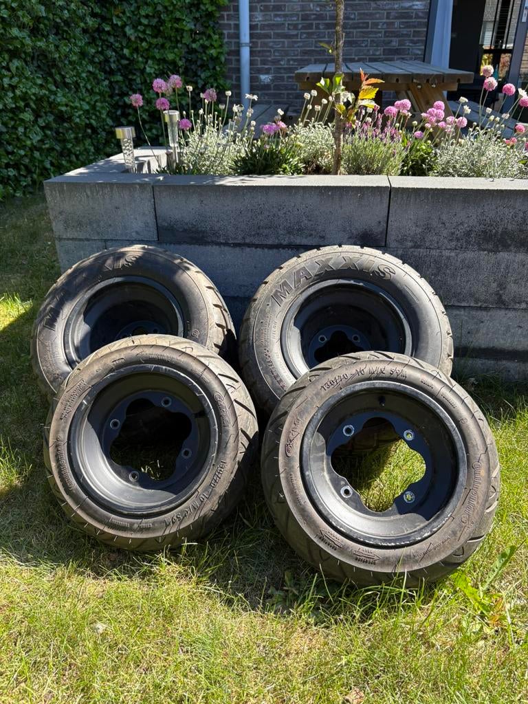 Yamaha raptor 700 Maxxis straat banden + velgen, Ophalen, Zo goed als nieuw