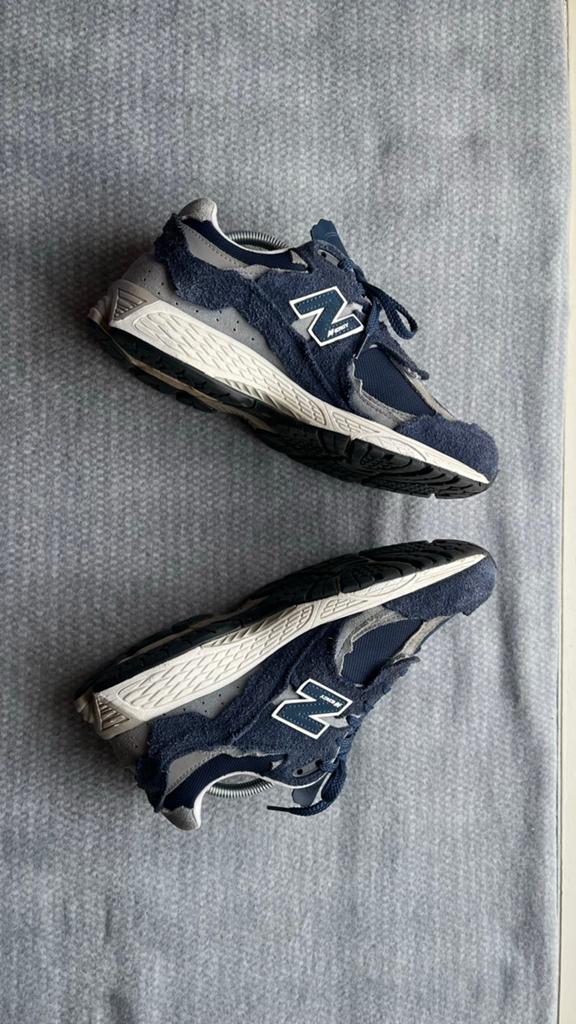 New Balance 2002R Protection Pack Navy 42, Kleding | Heren, Schoenen, Ophalen of Verzenden, Zo goed als nieuw, Blauw