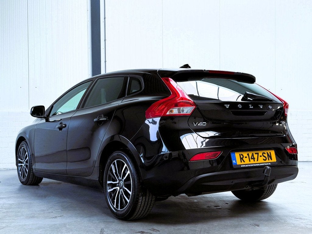 Volvo V40 2.0 T2 Inscription|Trekhaak|Full LED, Auto's, Voorwielaandrijving, Stof, Gebruikt, 4 cilinders