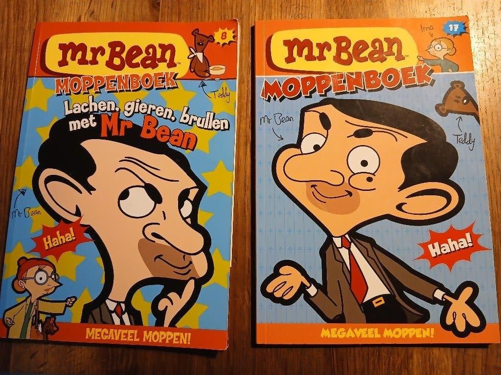 2x Mr Bean moppenboek, Boeken, Ophalen of Verzenden, Gelezen, Moppen