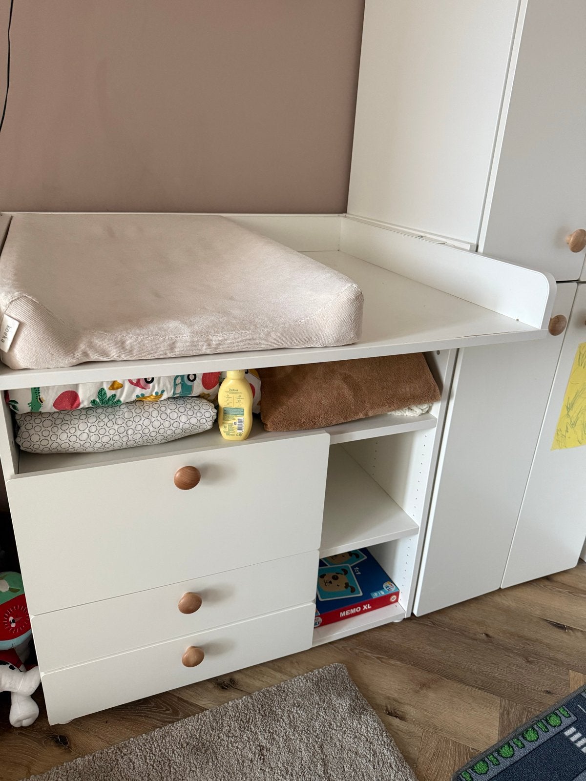 IKEA SMÅSTAD Commode met 3 lades+aankleedkussen, Ophalen, Gebruikt, 70 cm of meer, 105 cm of meer