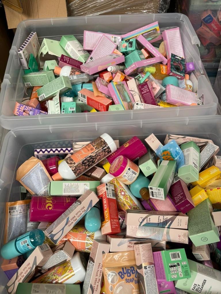 Partij mix pallets cosmetica, Ophalen, -, -, Nieuw