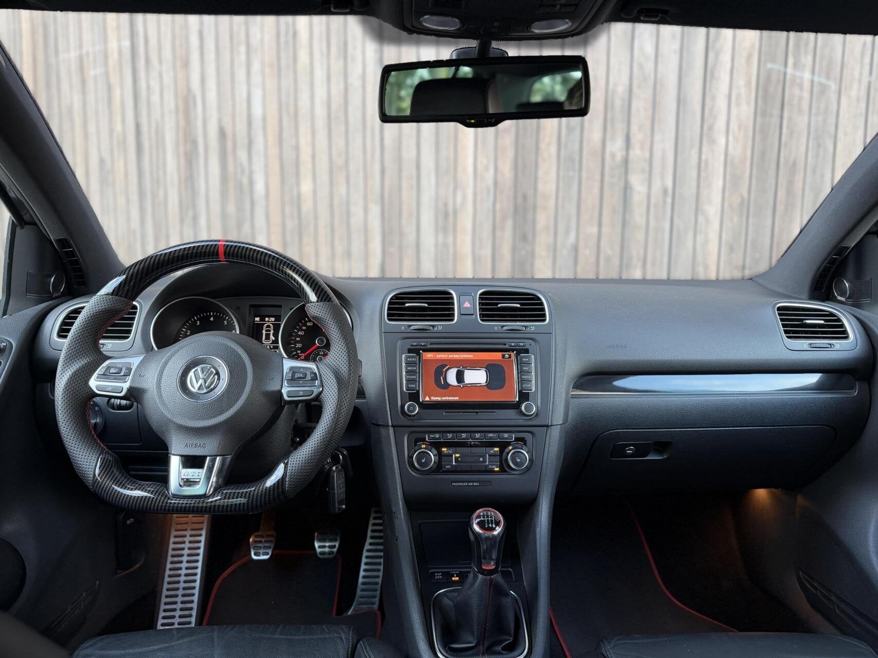 Volkswagen Golf 2.0 GTI | NL-AUTO | MILLTEK | CUSTUM STUUR |, Voorwielaandrijving, Euro 5, Gebruikt, Zwart