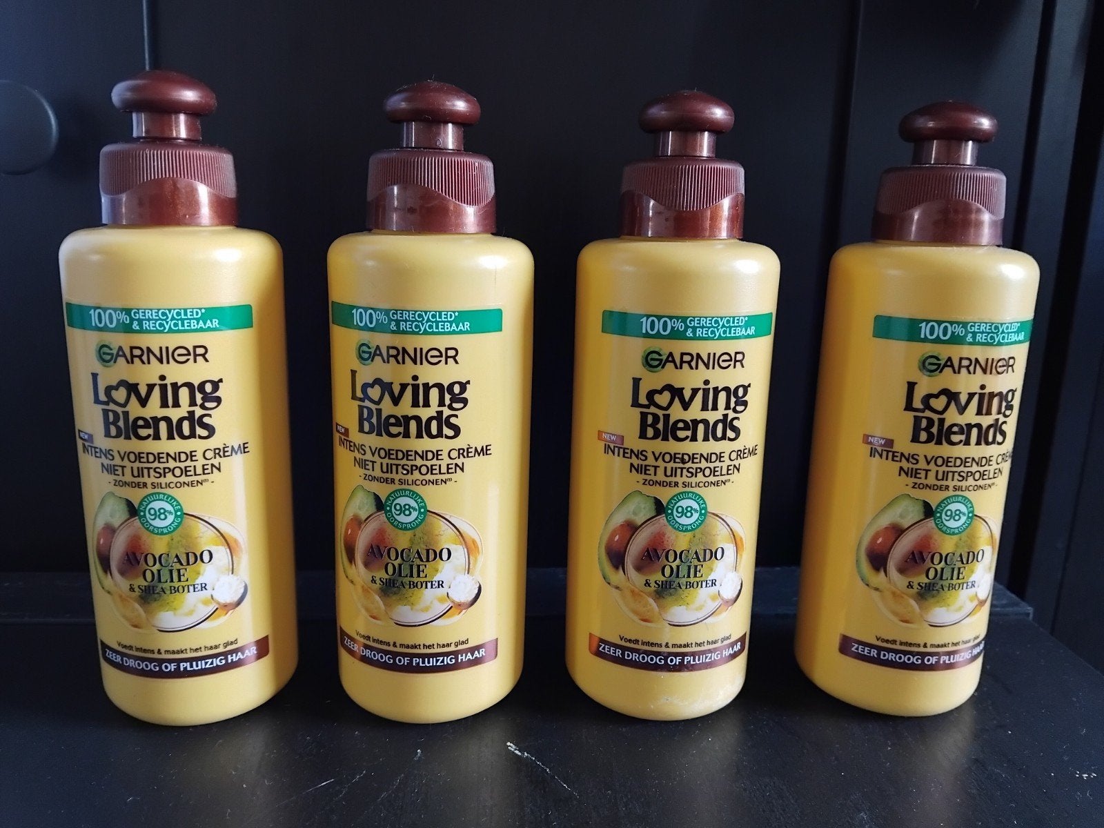 4x Garnier Loving Blends Intens Voedende Crème Avocado, Ophalen, Nieuw, Haarverzorger of -hersteller