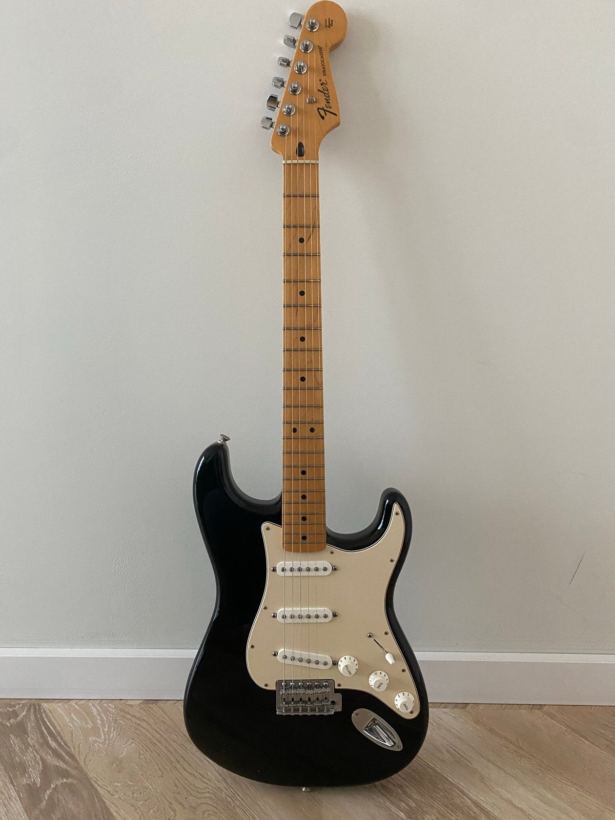 Fender Stratocaster elektrische gitaar, Ophalen, Fender, Met versterker, Zo goed als nieuw