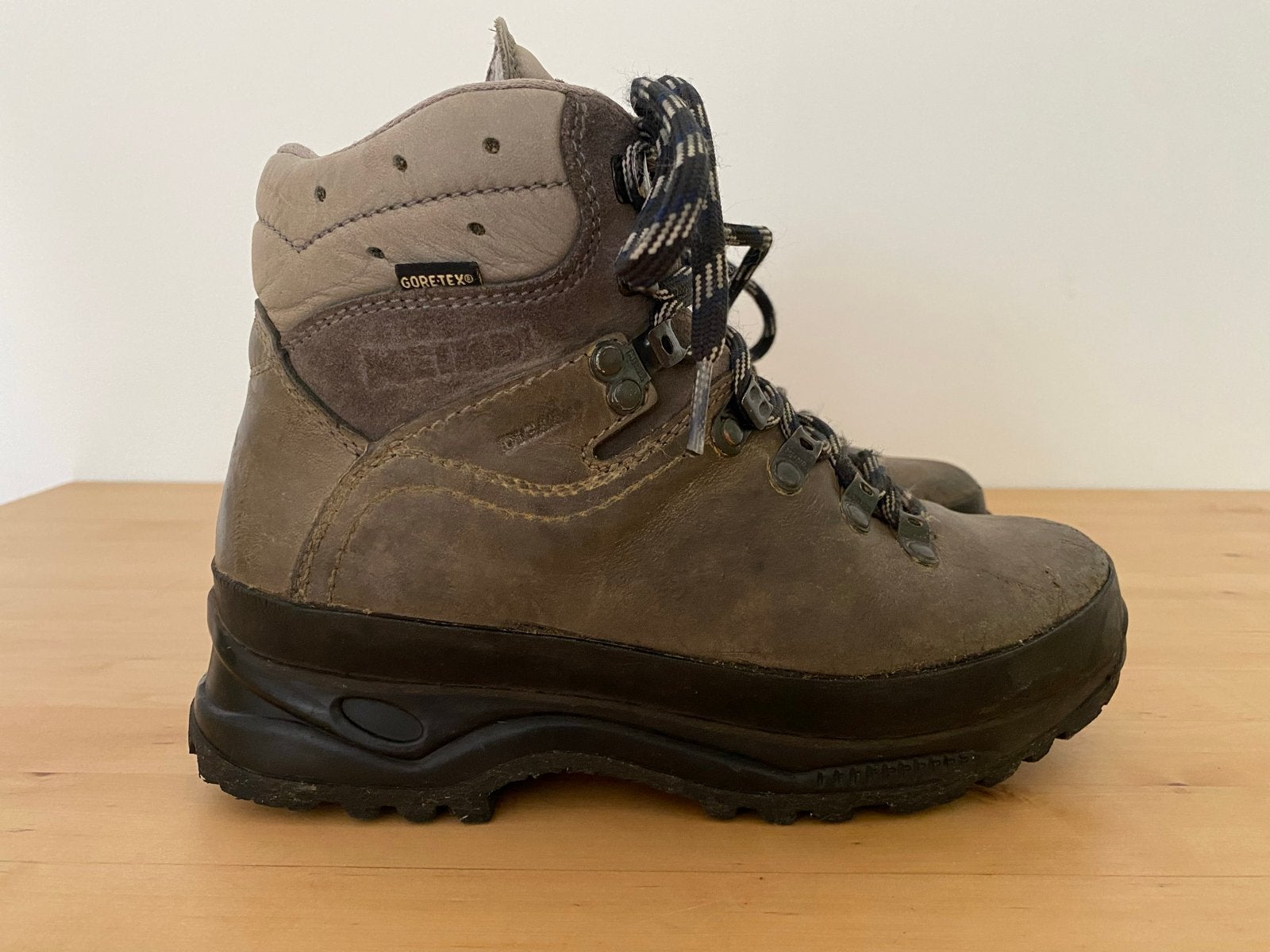 Meindl B bergschoenen - Maat 4.5/ 37.5- Verzoold, Sport en Fitness, Ophalen of Verzenden, Gebruikt, Schoenen