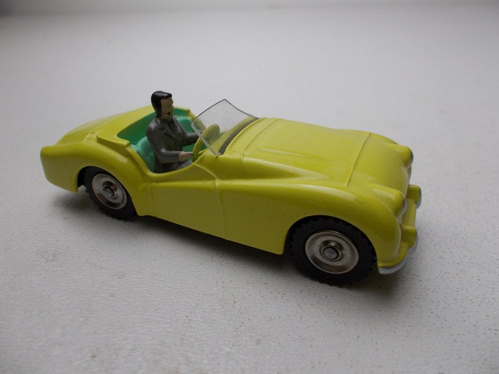 Dinky Toys (ATLAS!) 105 TRIUMPH TR 2 + DRIVER., Ophalen of Verzenden, Zo goed als nieuw, Auto, Dinky Toys
