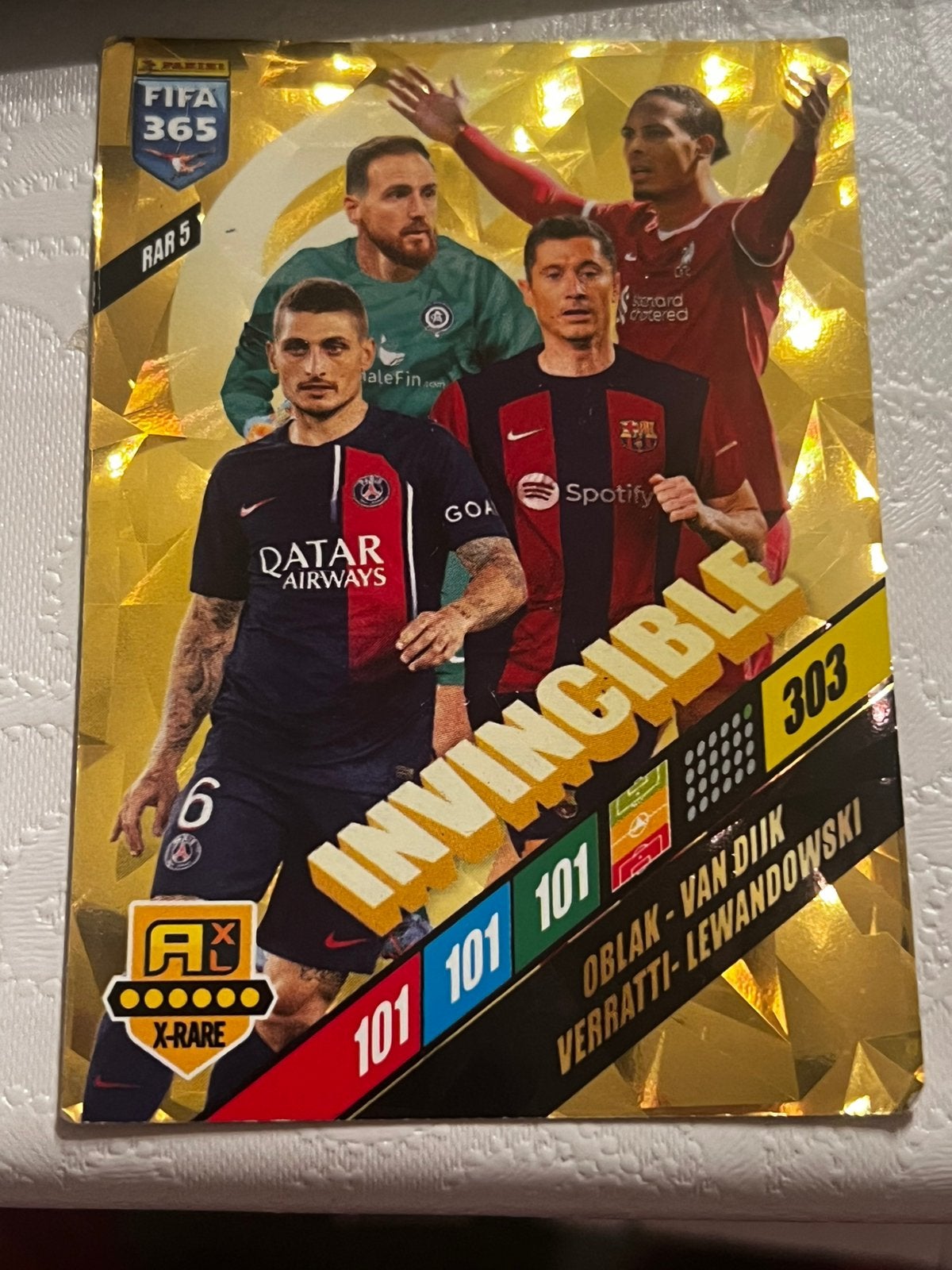 Voetbalkaart Lewandowski – PSG – X-Rare 300 – Panini, Hobby en Vrije tijd, Stickers en Plaatjes, Ophalen of Verzenden, Zo goed als nieuw