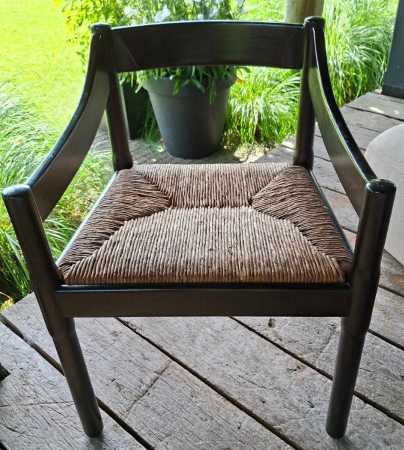 Vintage stoelen Vico Magistretti 4 stuks Carimate 829, Huis en Inrichting, Stoelen, Ophalen, Gebruikt, Zwart, Vier