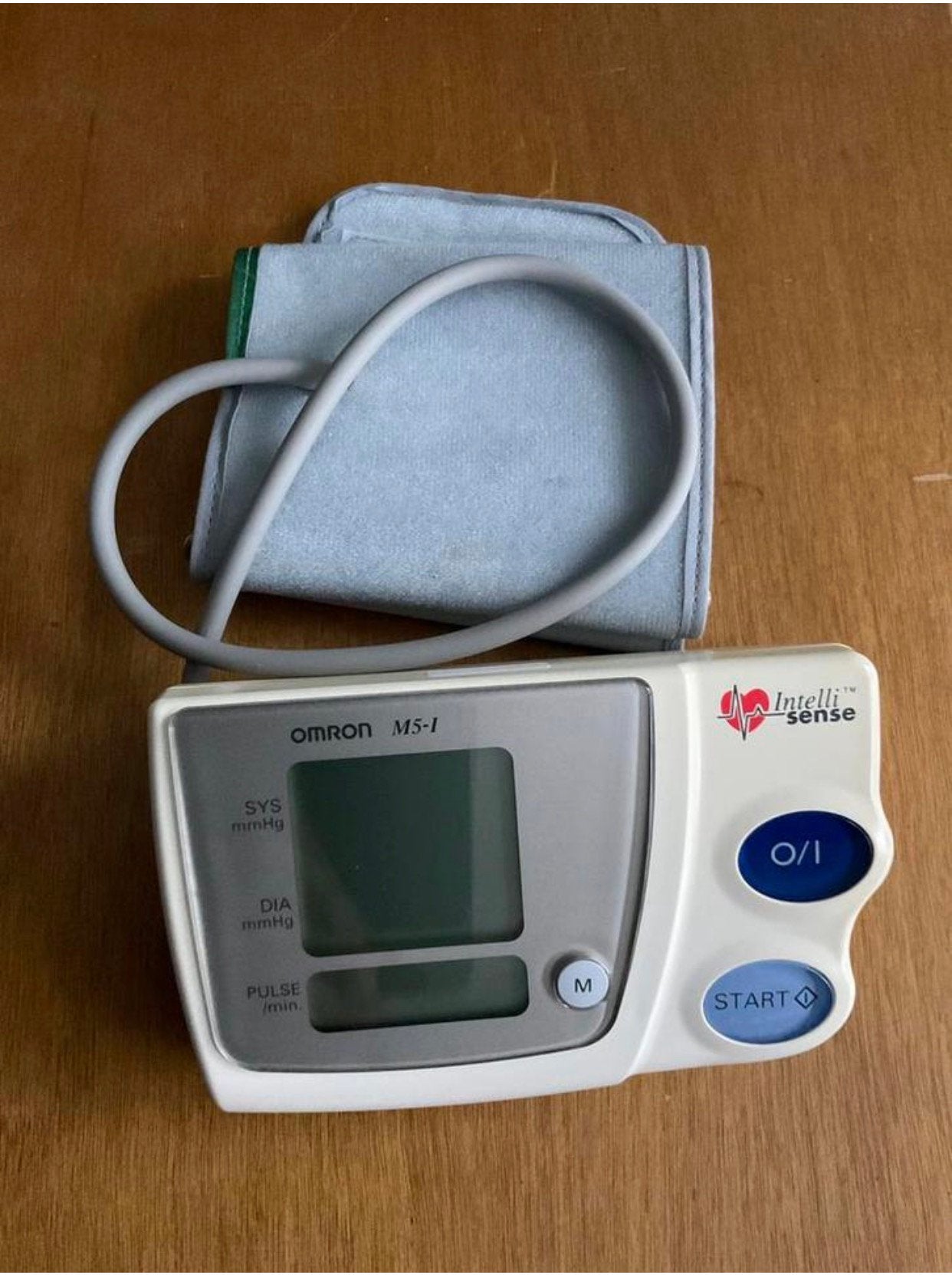 Omron bloeddrukmeter, Ophalen of Verzenden, Zo goed als nieuw