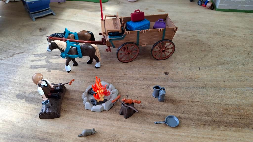 Playmobil Spirit Koets met kampvuur en accessoires, Kinderen en Baby's, Speelgoed | Playmobil, Ophalen of Verzenden