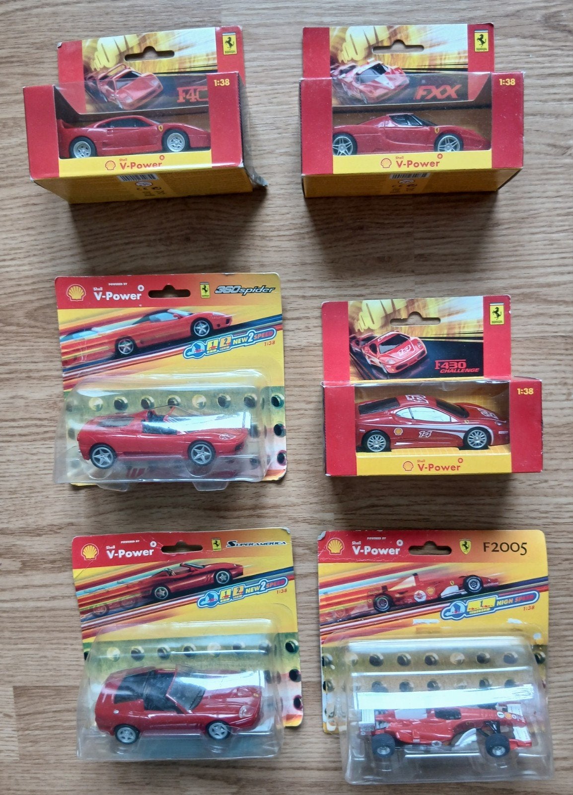 Shell V-Power Ferrari 6 model auto's 1:38 incl doosjes, Ophalen of Verzenden, Auto, Overige merken