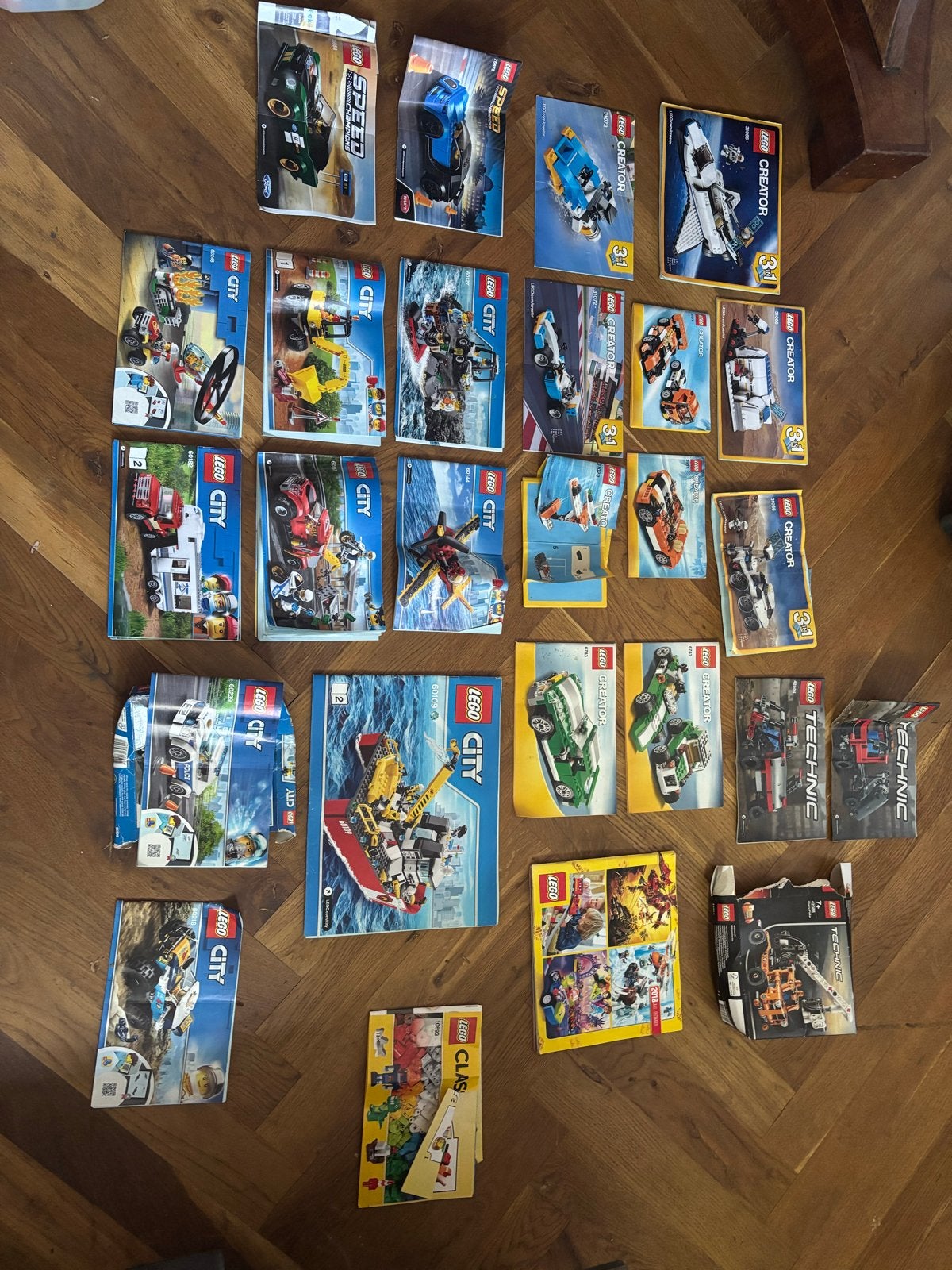 Grote doos LEGO met diverse sets en meer dan 25 boekjes, Kinderen en Baby's, Ophalen, Gebruikt