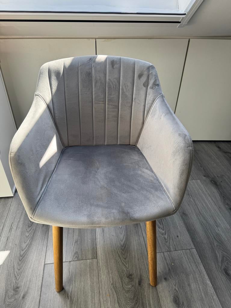 Jysk grijze bureaustoel, Ophalen, Zo goed als nieuw, Grijs, Eén