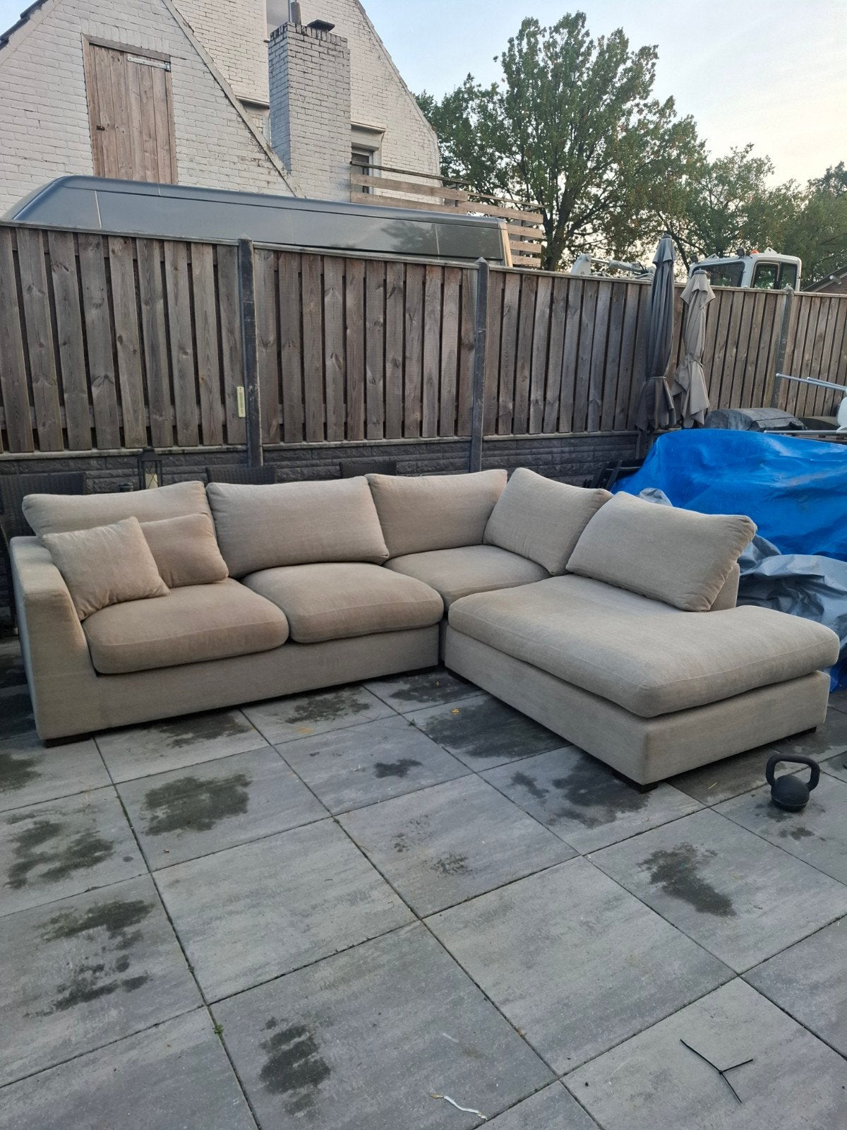 Comfortabele beige hoekbank, Huis en Inrichting, Ophalen, Vierpersoons of meer