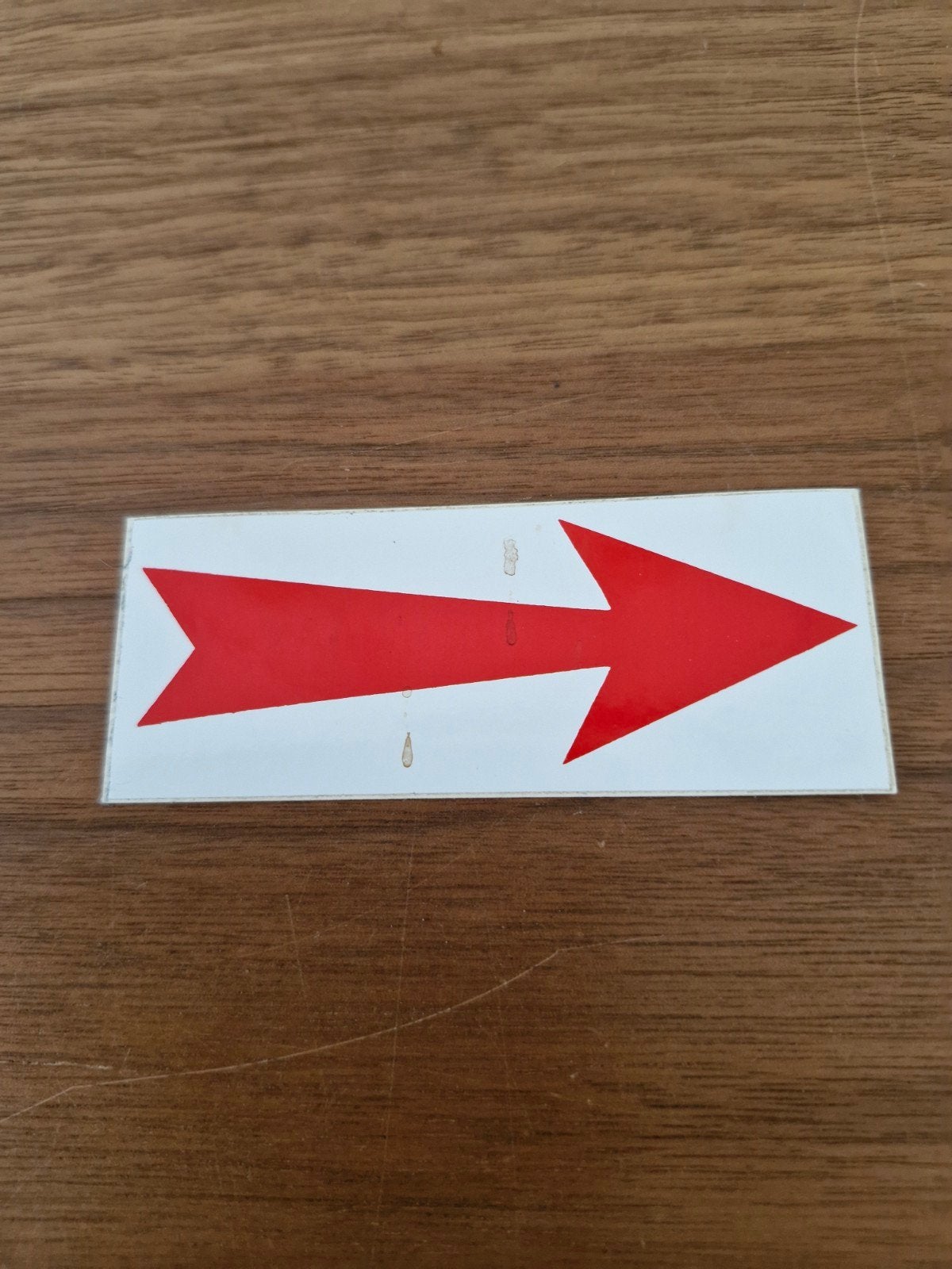 8500 Rode pijl sticker, Ophalen of Verzenden, Gebruikt