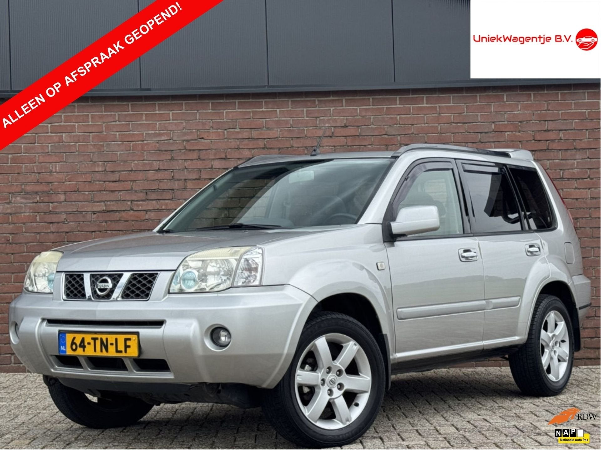 Nissan X-Trail 2.5 COLUMBIA STYLE | NL-AUTO! | TREKHAAK!, Automaat, 1350 kg, Stof, Gebruikt