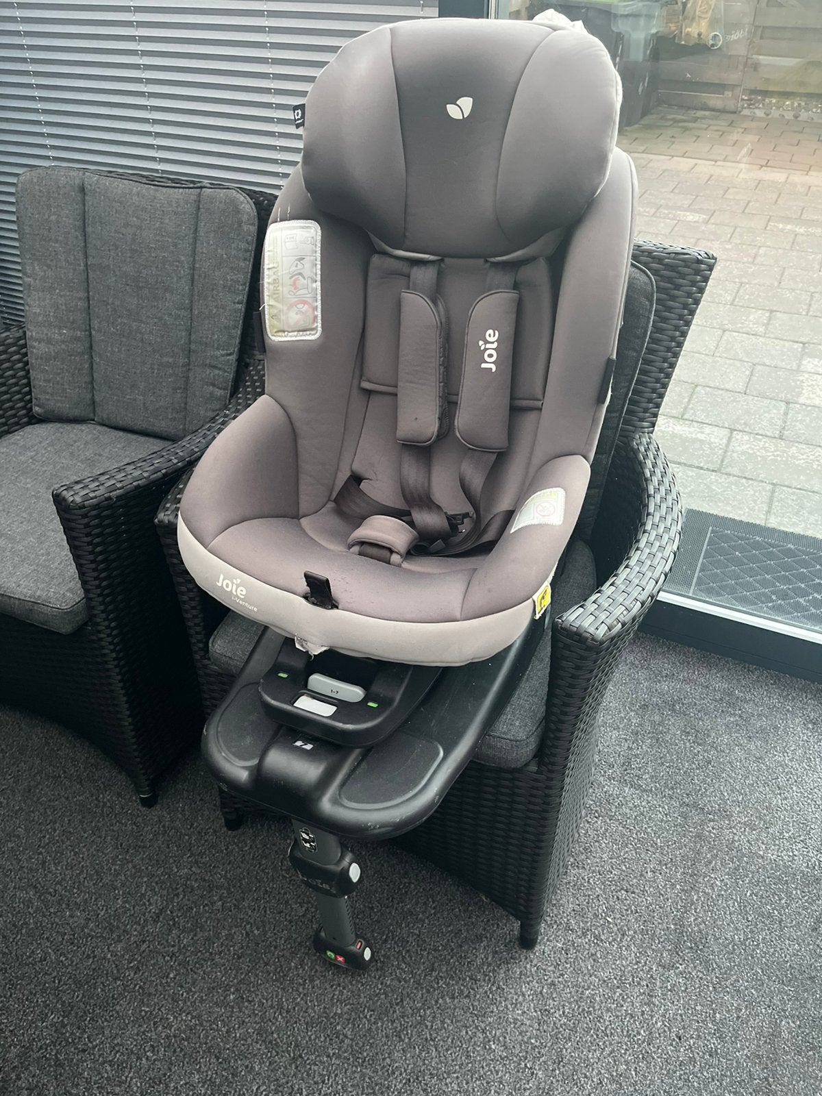 Joie i-Venture autostoel met iso fix basis, Kinderen en Baby's, Zijbescherming, Zo goed als nieuw, Isofix, Ophalen
