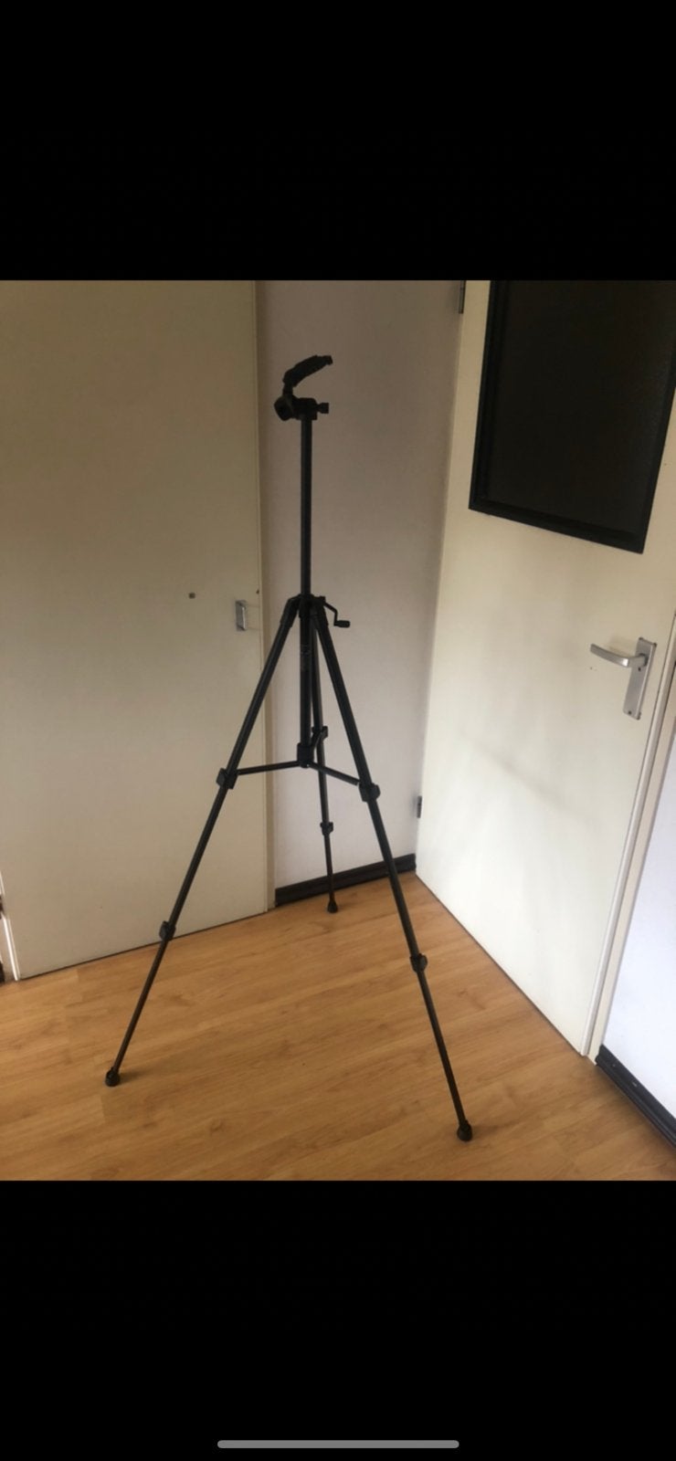 NIEUW Statief voor telefoon en camera’s. Hoogte tot 157 cm, Ophalen of Verzenden, Zo goed als nieuw, Driepoot