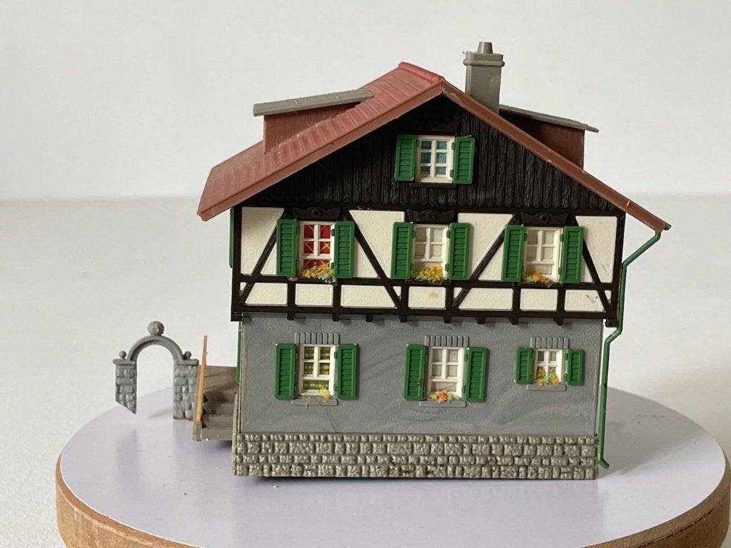 6 modelbouw huisjes HO - kerk - toren - Gotthilf en meer, Overige merken, Gebruikt, Gelijkstroom of Wisselstroom, Brug, Tunnel of Gebouw