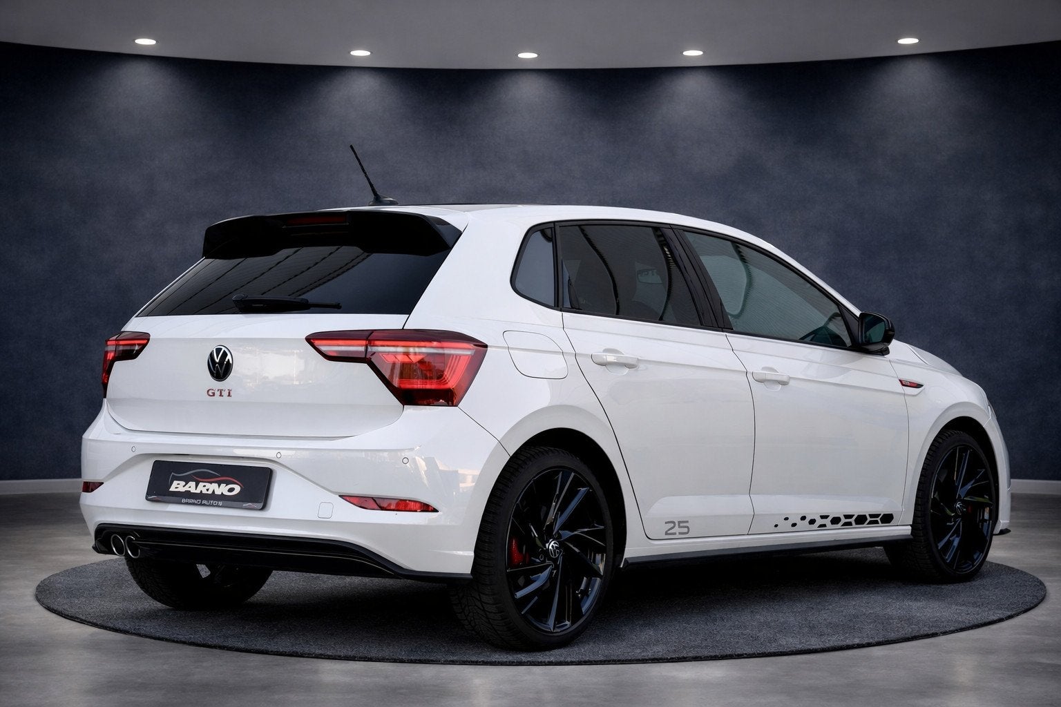 Volkswagen Polo 2.0 TSI GTI DSG 25 EDITION!, 4 cilinders, Wit, Leder, Bedrijf