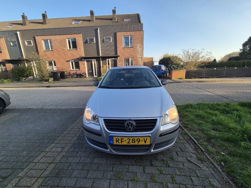 Volkswagen Polo 1.2 44KW 2008 Grijs, Voorwielaandrijving, 989 kg, 1198 cc, Handgeschakeld