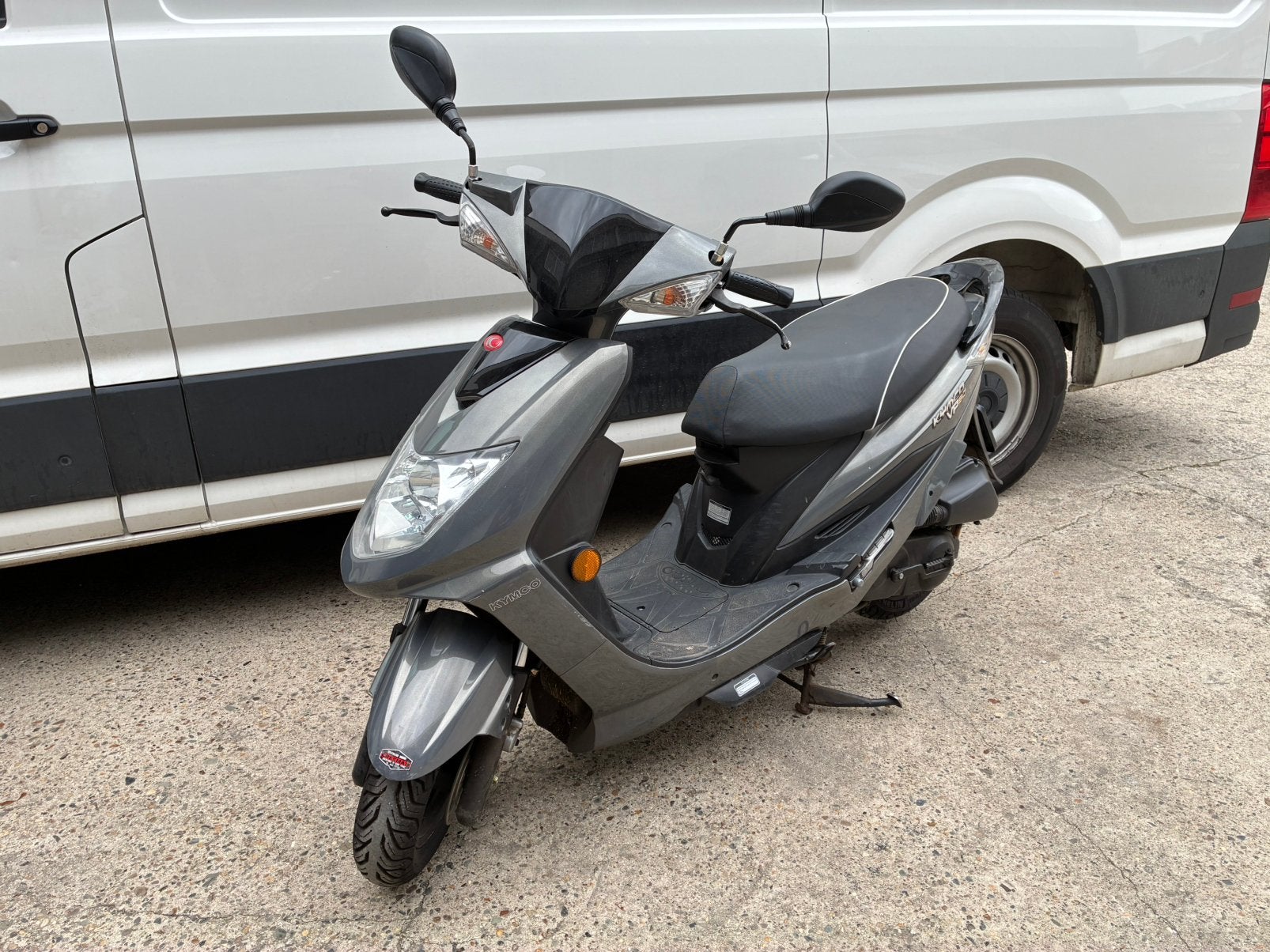 kymco VP50 bouwjaar 2016, Fietsen en Brommers, Ophalen, Zo goed als nieuw, Benzine, Agility