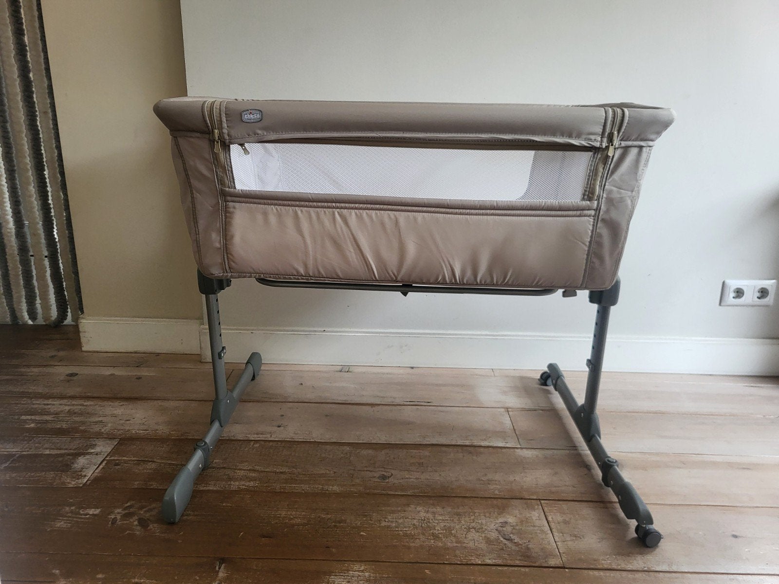 Chicco Next2Me Essential Co-sleeper - 2025 model, Ophalen
