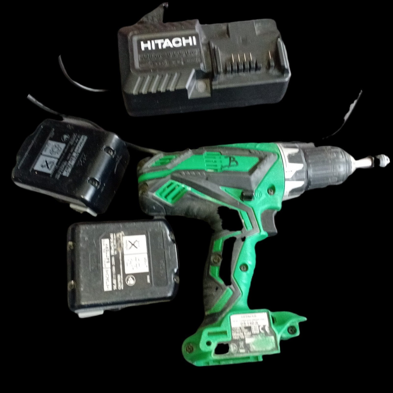 Hitachi Accu Schroef Boormachine  + 2 Lithium Accu's + lader, Ophalen of Verzenden, Zo goed als nieuw, Boor- en Schroefmachine