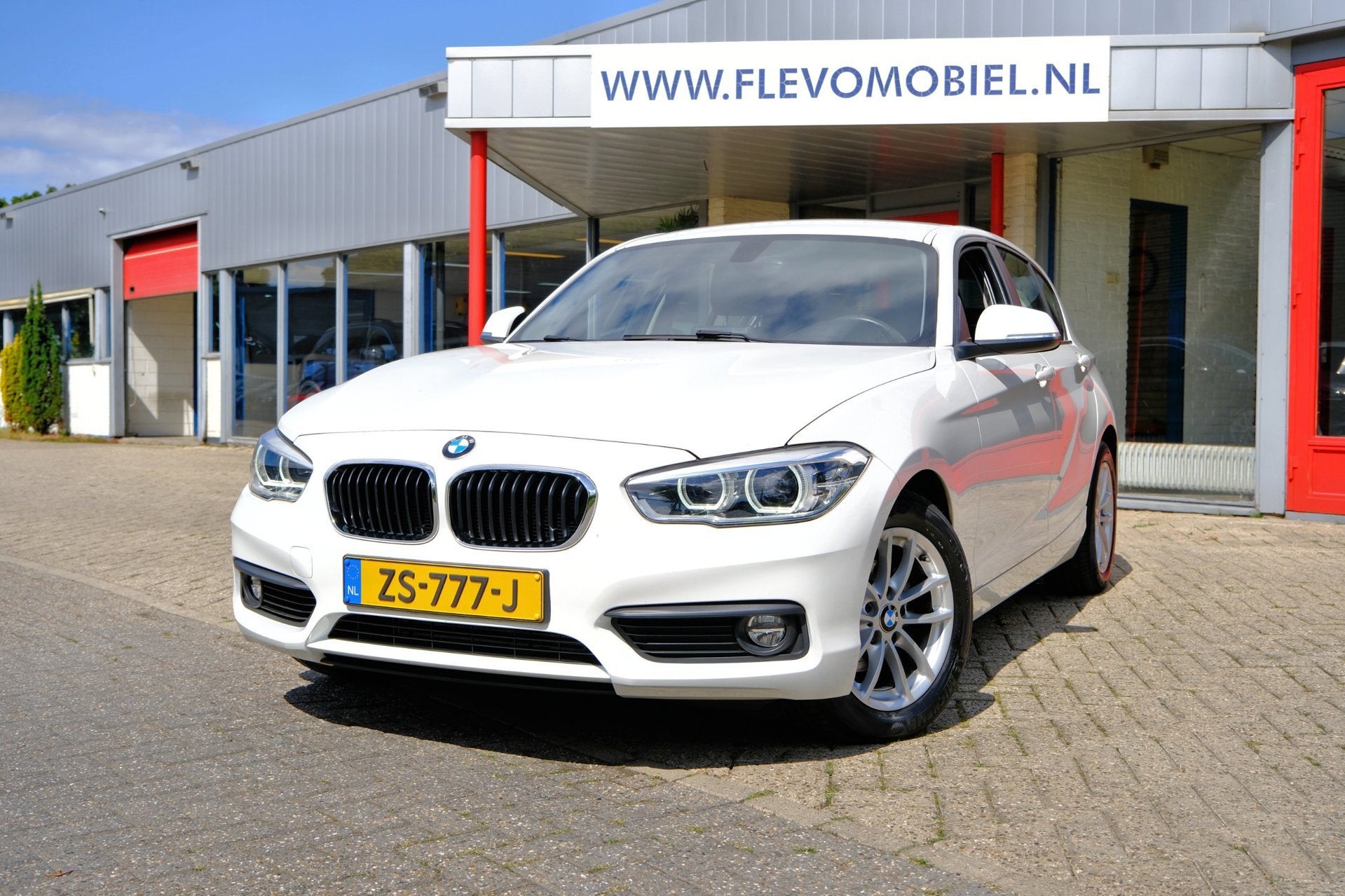 BMW 1-serie 116i Executive Navi|Clima|LMV, Auto's, 1-Serie, Dealer onderhouden, Euro 6, 4 stoelen