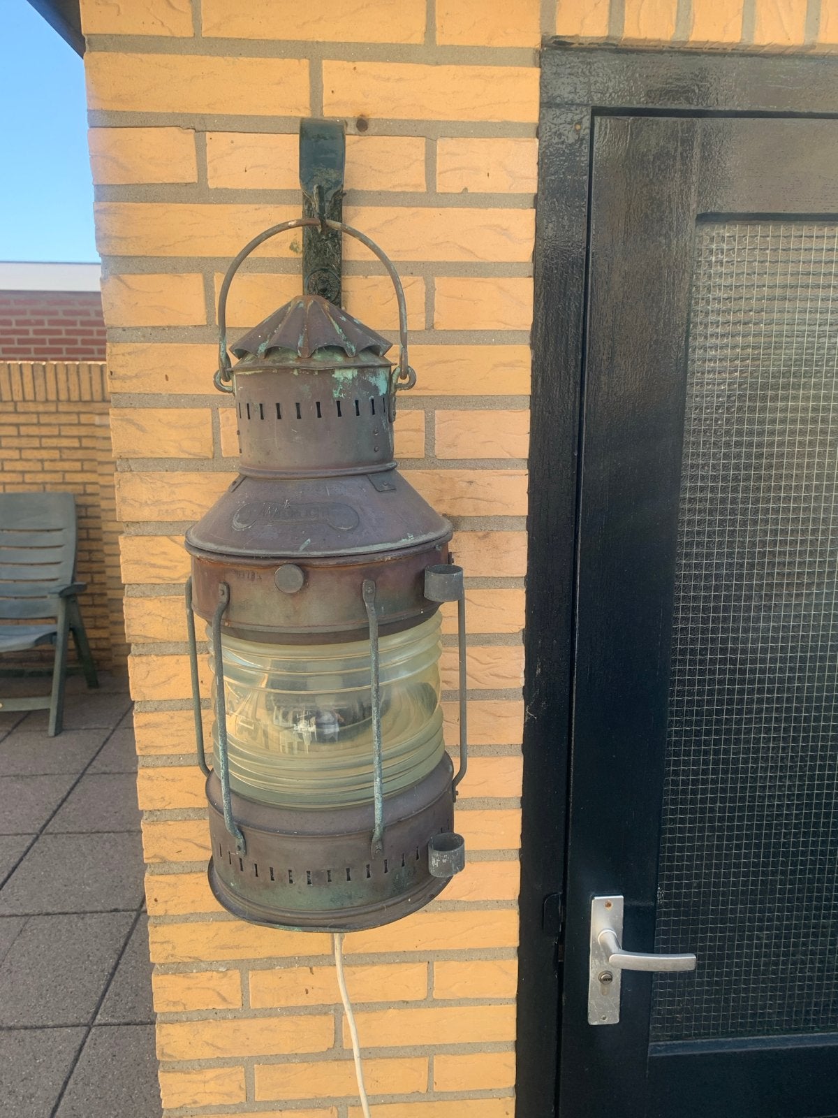Antieke scheepslamp / navigatielamp, Ophalen