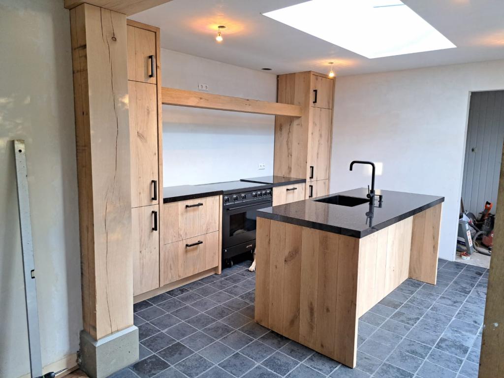 Keuken echt eiken - Robuust, Huis en Inrichting, Keuken | Complete keukens, Niet ingevuld, Bruin, Overige typen, Niet ingevuld