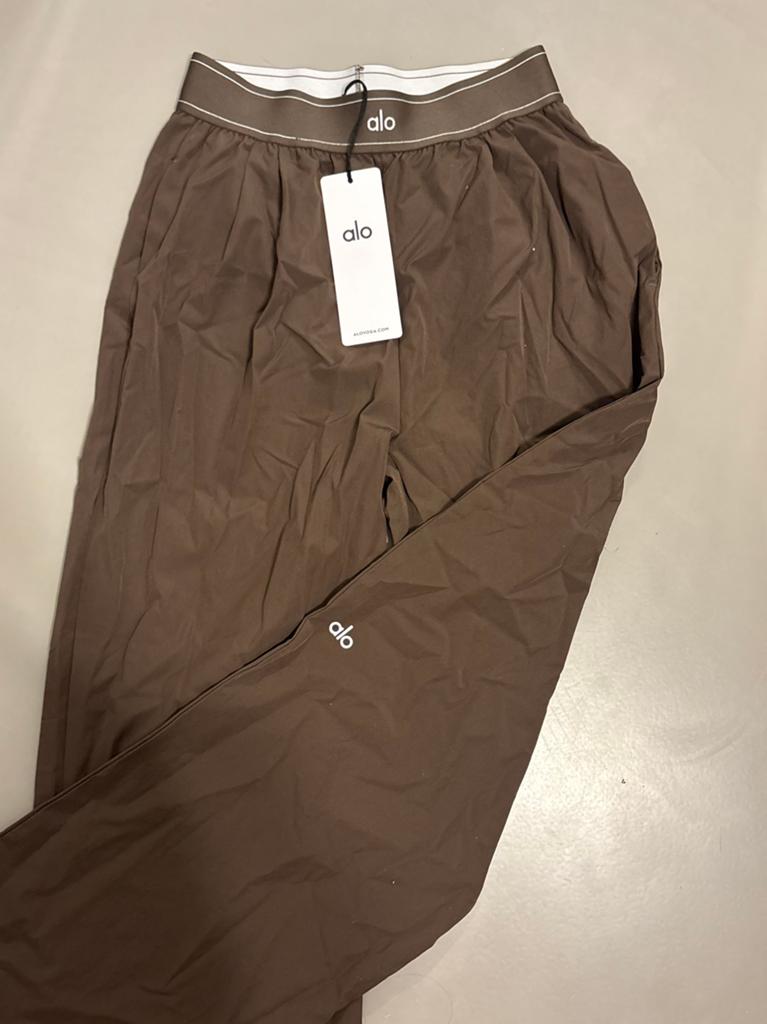 Alo broek, Kleding | Dames, Broeken en Pantalons, Bruin, Ophalen of Verzenden, Zo goed als nieuw, Maat 36 (S)
