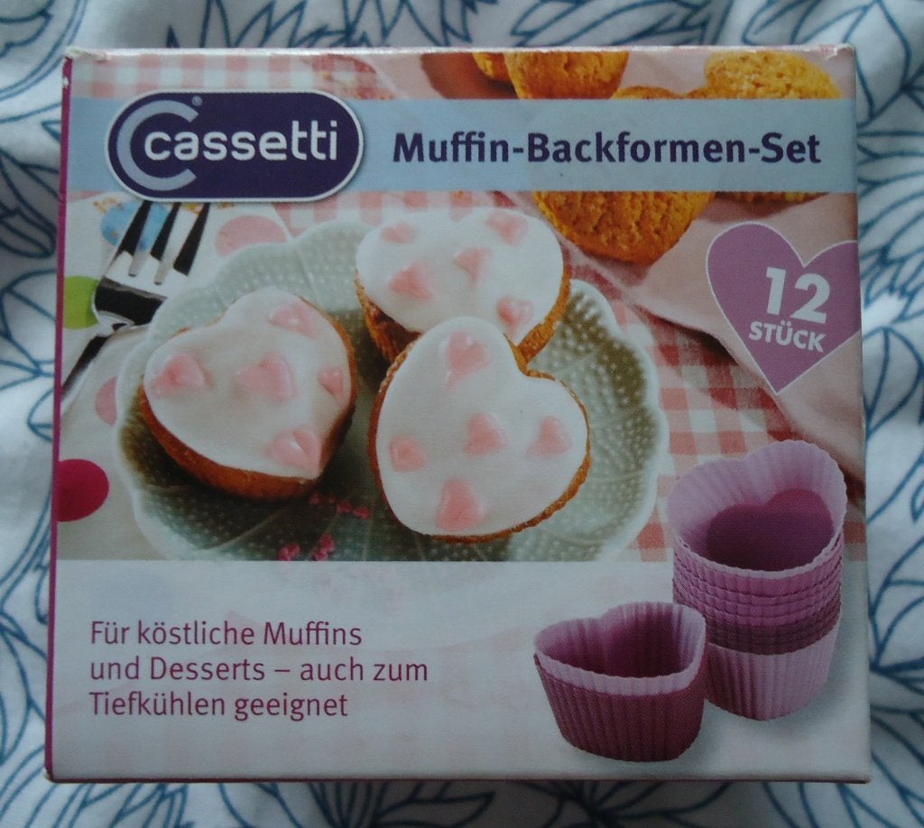 Te koop nieuw muffin bakvormenset (hartvormig - 12 stuks)., Overige typen, Paars, Nieuw, Ophalen of Verzenden