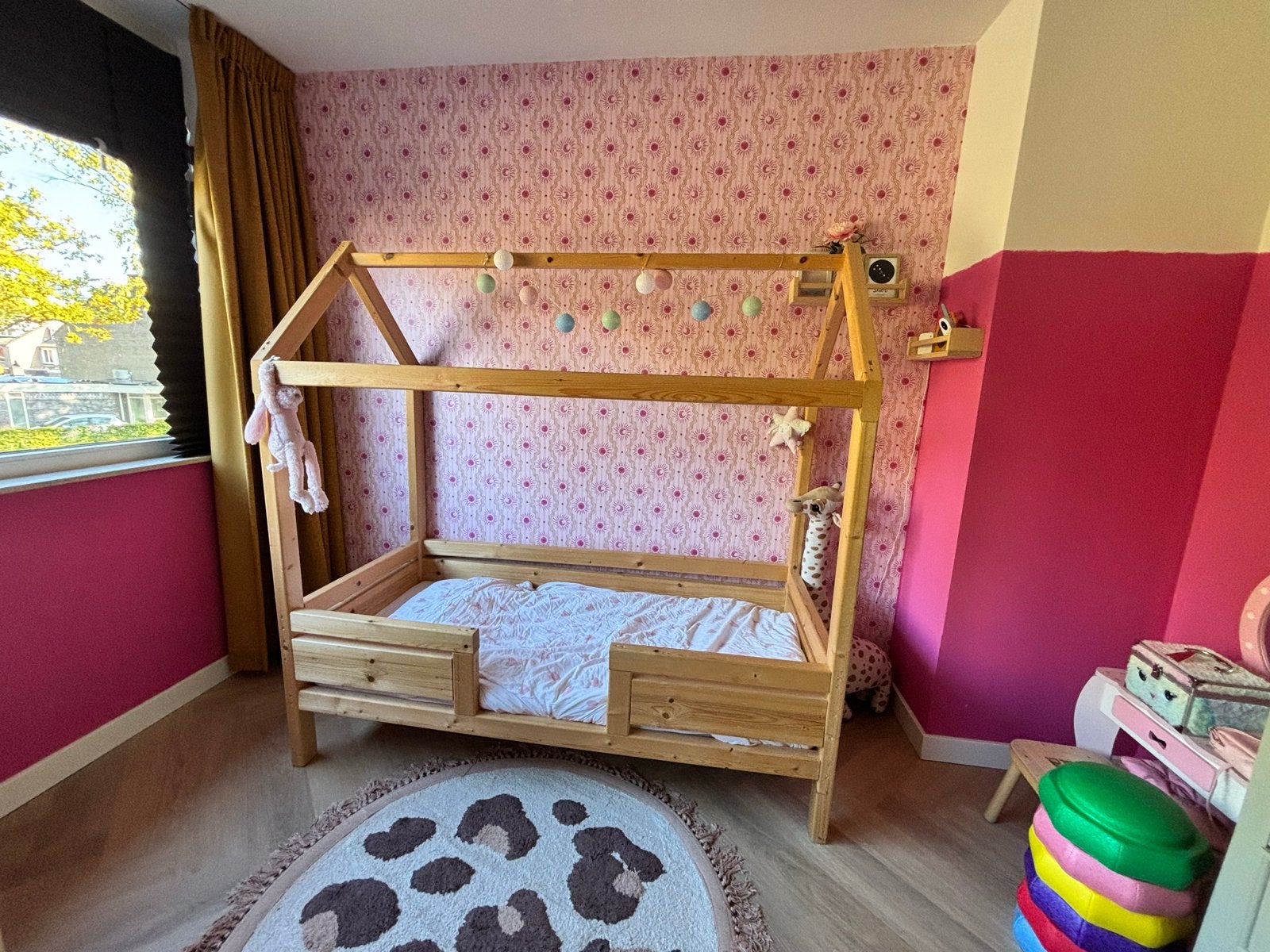 Huisjesbed peuterbed 160x70 cm, Ophalen, Gebruikt, 190 cm of minder, Hout