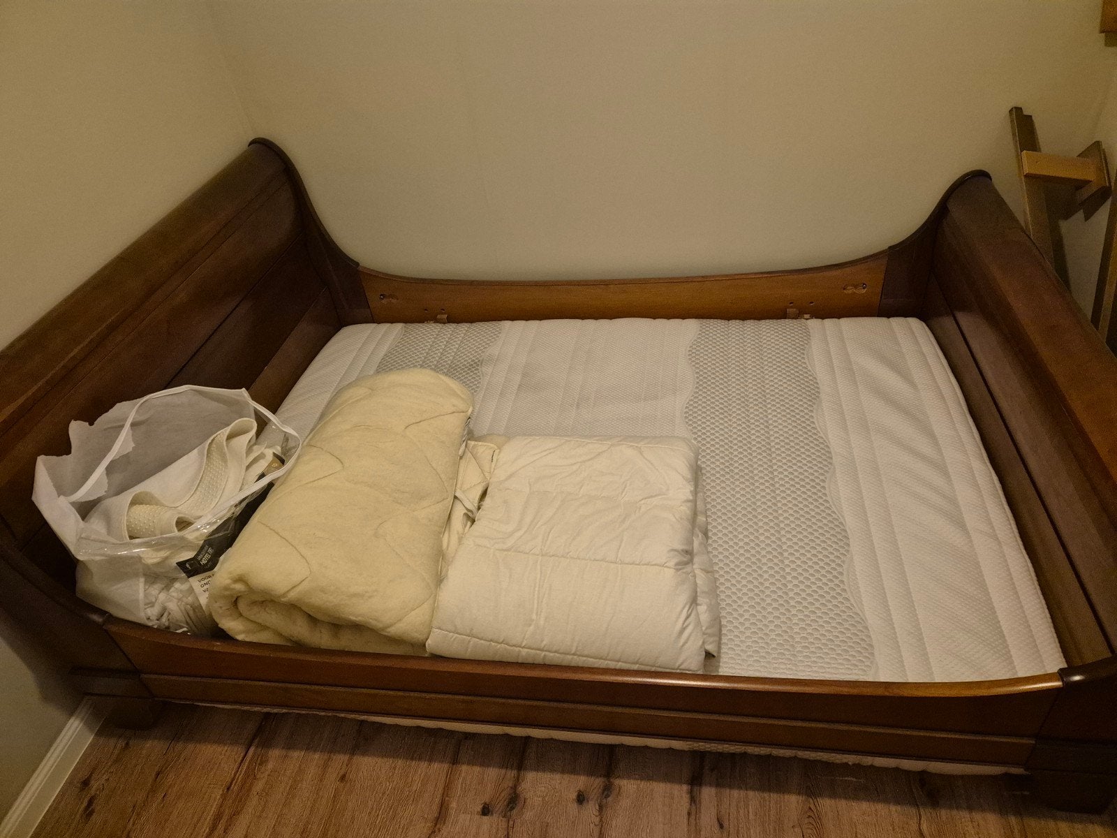 Antiek houten bed, Ophalen, Gebruikt, Tweepersoons, 140 cm