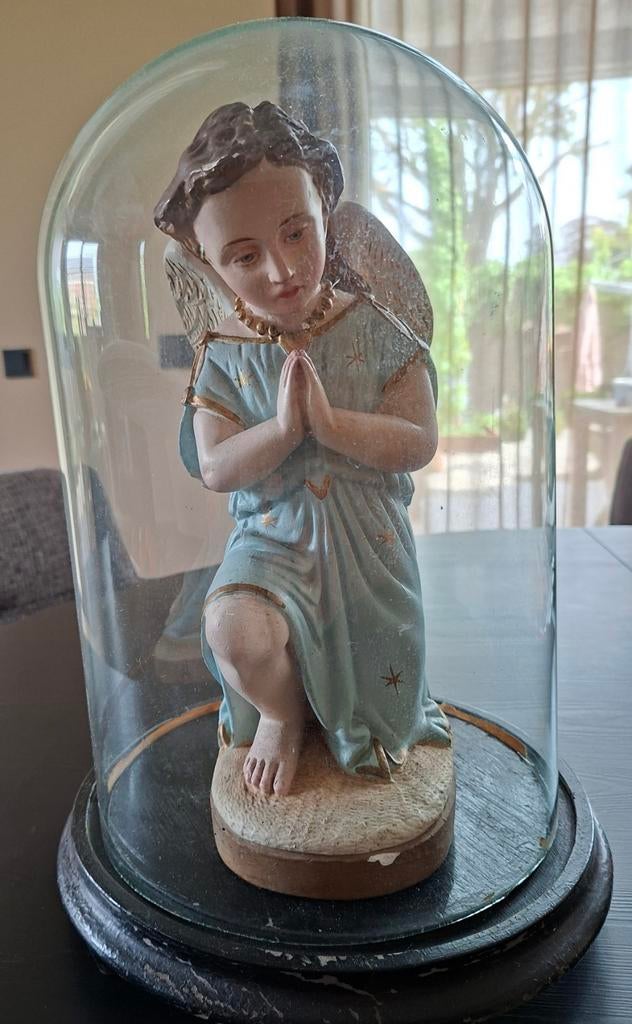 Engeltje onder glazen stolp., Ophalen of Verzenden